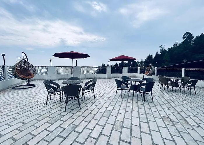 An VI Hotel & Resort A-Luxury Property